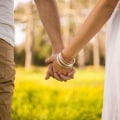 Polyamory vs. Monogamy: Understanding the Differences
